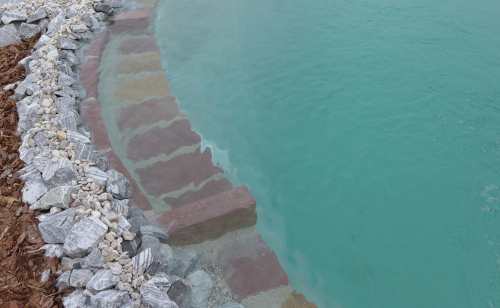 Unterwassersitzbank für Naturpools